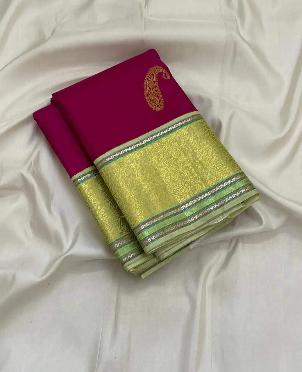 Magenta Paisley Korvai Kanchipuram Silk Saree